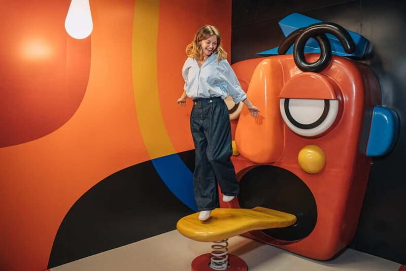 Vienna: IKONO VIENNA Immersive Experience Ticket - Who should go: families, teens, and curious adults
