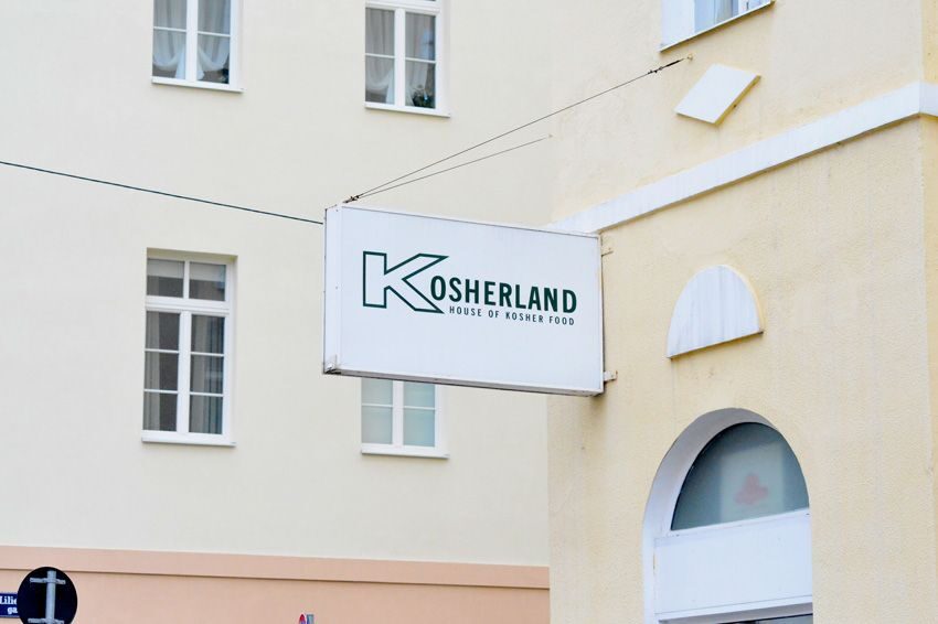 Vienna: Jewish Life in Leopoldstadt 2-Hour Walking Tour - Key highlights worth your time