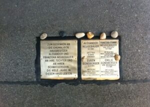 Vienna: Jewish Life in Leopoldstadt 2-Hour Walking Tour - Meeting point near U2 Taborstraße: quick start, easy check-in