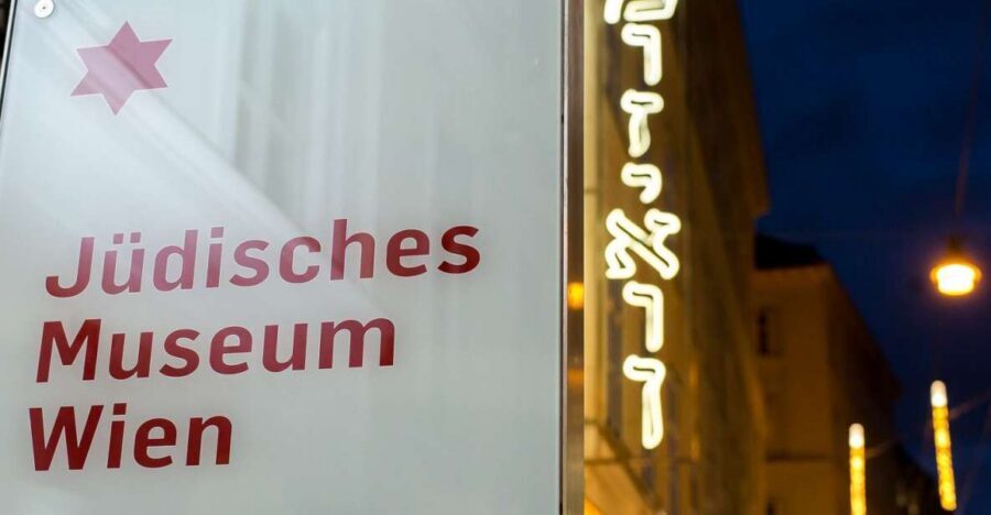 Vienna: Jewish Museum Vienna and Museum Judenplatz Tickets - Dorotheergasse Main House: The Old Palace Near St. Stephen’s Cathedral