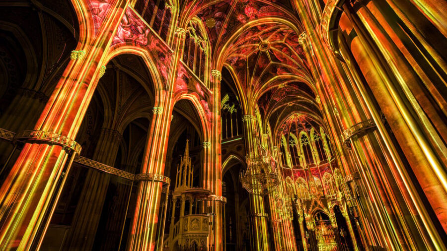 Vienna: Light of Creation Votive Church Immersive Light Show - 30 minutes of Genesis in six acts: what you’ll see