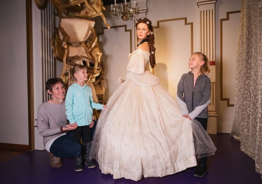 Vienna: Madame Tussauds Admission Ticket - Key things to notice before you go