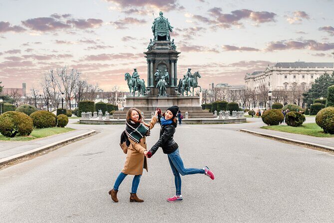 Vienna: Meet Beethoven Life Private Guided Walking Tour - Pasqualatihaus: The Two-Hour Beethoven Home Visit