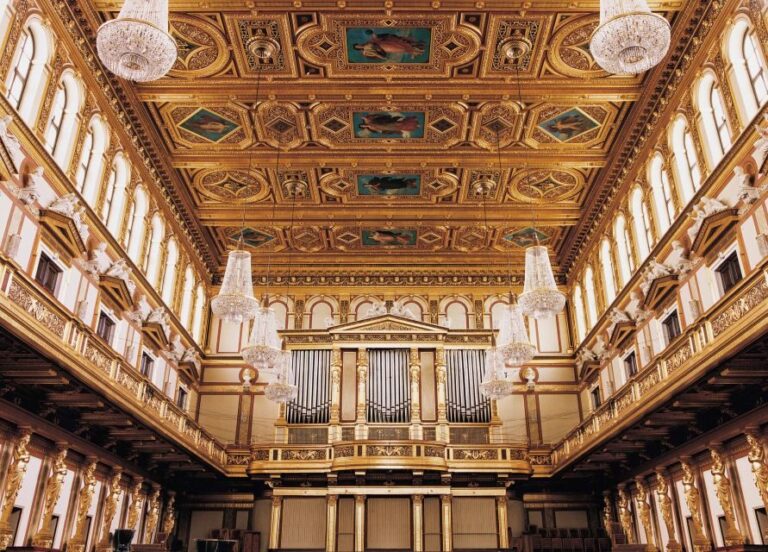 Vienna: Mozart Concert and Austrian Delights Dinner - Grand Hotel Vienna: Where the Night Starts at Kärntner Ring 9