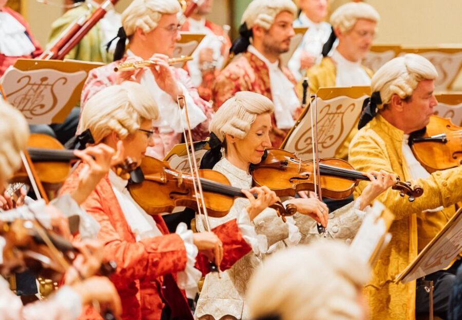 Vienna: Mozart Concert with Dinner and Carriage Ride - Dinner at Hotel Imperial: the elegant start that sets the tone