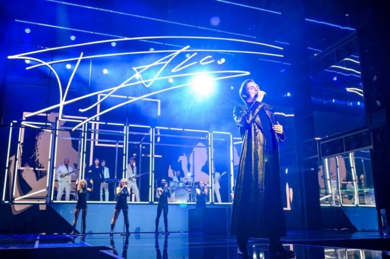 Vienna: Musical Tickets ROCK ME AMADEUS - THE FALCO MUSICAL - Hans Hölzel’s Rise to Stardom: The Story Engine