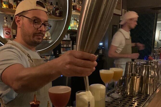 Vienna Nightlife Experience: Food, Wine, Cocktails & Vibes - Neubau bars and cocktail stops with an easy walk back to central Vienna
