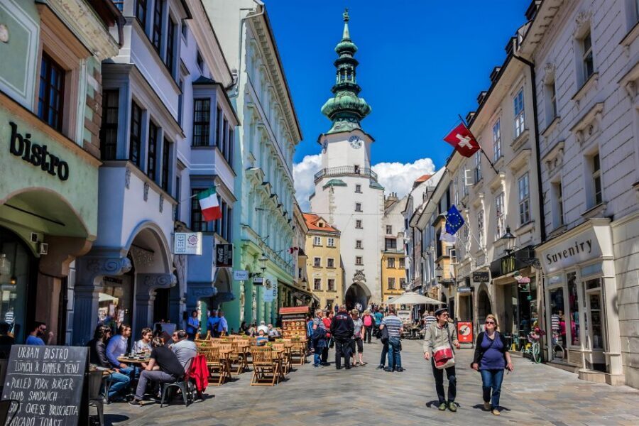 Vienna: Private Day Trip to Bratislava with Hotel Transfers - Key highlights worth your attention
