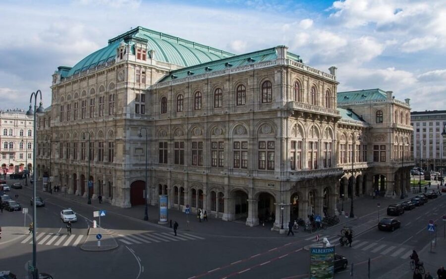 Vienna: Private Half-Day Sightseeing Tour - Kahlenberg and Danube Tower: one part viewpoints, one part Vienna’s geography