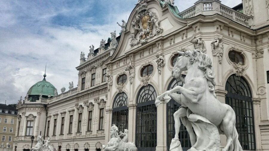 Vienna Private Walking Tour including State Opera - A 3-hour private walk that links Roman Vienna to the Opera House