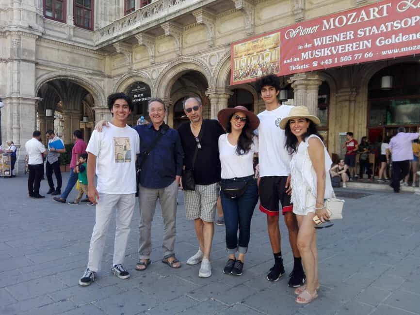 Vienna: Private Walking Tour with a Local Guide - Meeting Your Lokafyer Where You Actually Are