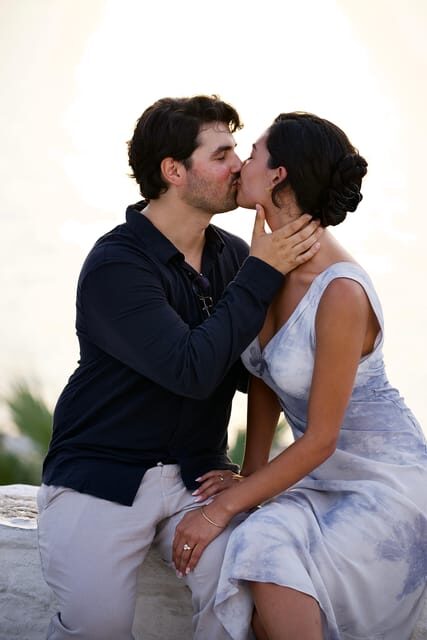 Vienna: Professional Proposal Photographer - What to Wear and Bring for Easy, Natural Posing