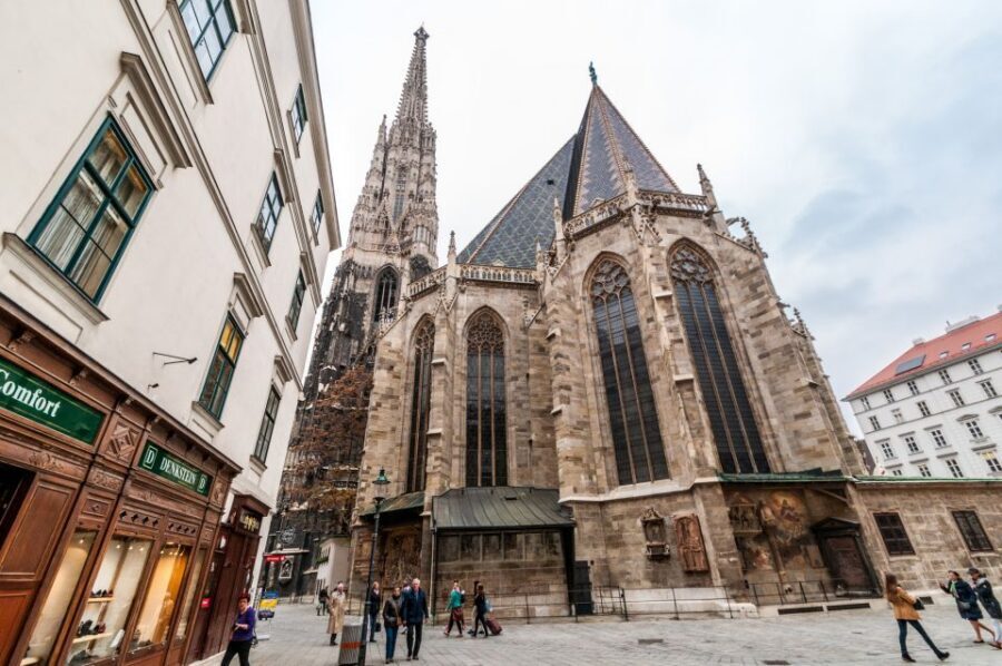 Vienna: Romantic Old Town 2-Hour Discovery Tour - The Greek Quarter: Trading, Turks, and Greek Independence