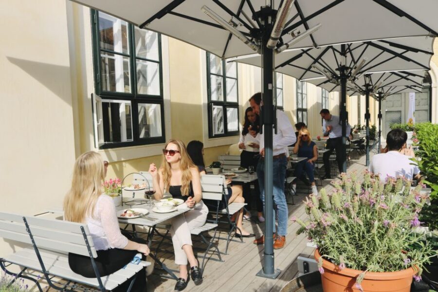 Vienna: Schönbrunn Palace Entry Ticket with Lunch - The 60-minute audio tour: what you’ll actually see