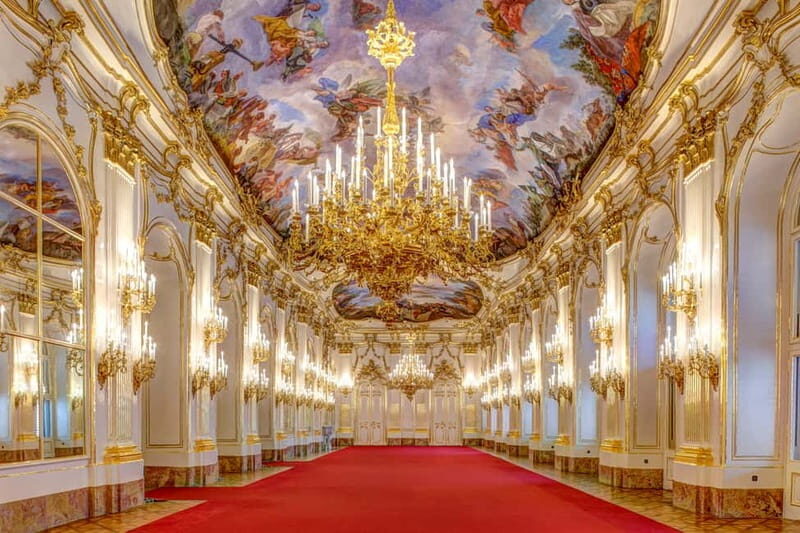 Vienna: Schönbrunn Palace Evening Tour, Dinner and Concert - Dinner at Schönbrunn: Classic Austria in Three Courses