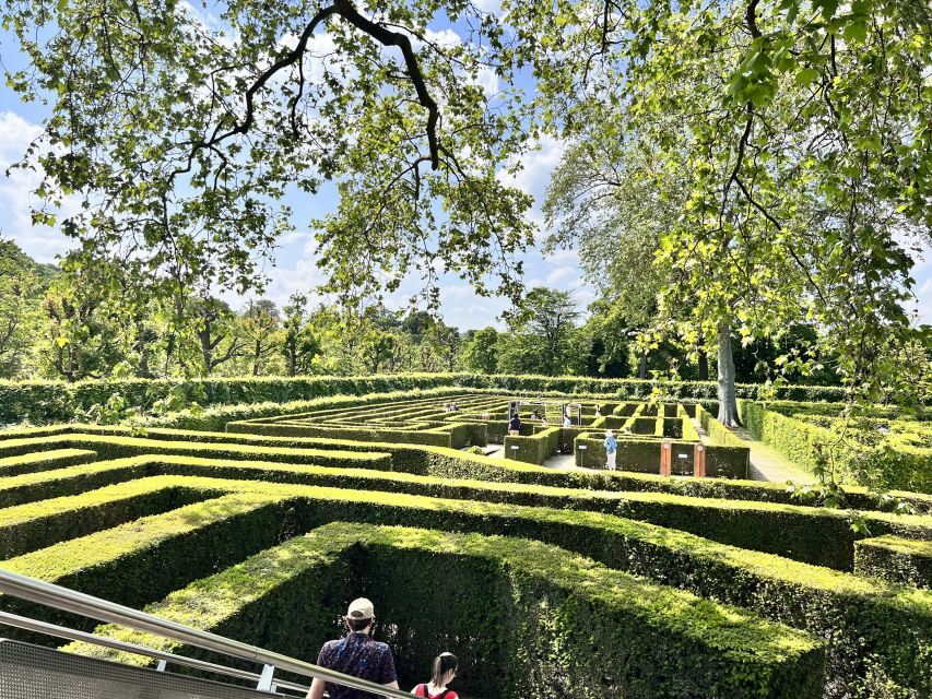 Vienna: Schönbrunn Palace & Garden Skip-the-Line Guided Tour - Carousel Room and Hall of Ceremonies: what to look for in your photos