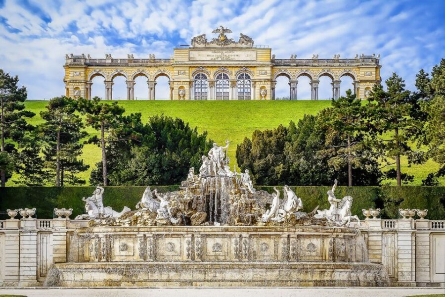 Vienna: Schönbrunn Palace & Gardens Skip-the-Line Tour - Gardens time: the calmer half of Schönbrunn