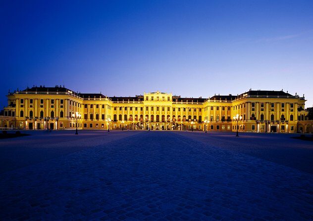 Vienna: Schönbrunn Palace Tour at 7 PM & Classical Concert - After-Hours Entry: Schönbrunn after the Daytrippers Leave