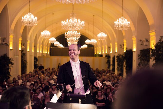 Vienna: Schönbrunn Palace Tour at 7 PM & Classical Concert - Ticket Value: Standard vs VIP (Drinks, Priority, and Programs)
