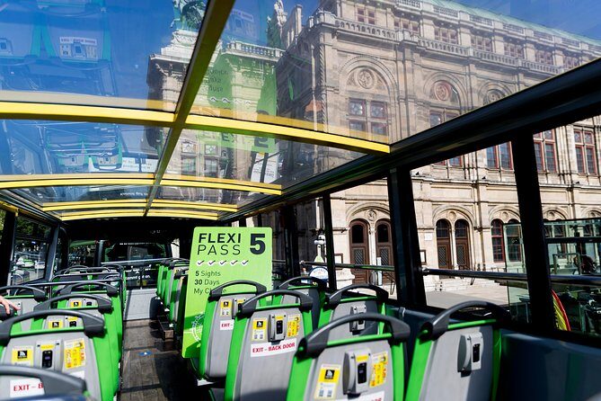Vienna Sightseeing FLEXI Pass - Picking up your pass at the Vienna State Opera area