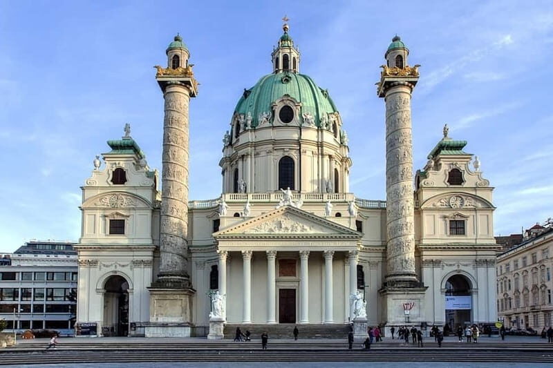 Vienna: Sightseeing Tour in an 8 seats electric classic car - The 40 to 60 Minute Plan: What You See and How It Feels