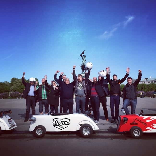 Vienna: Sightseeing Tour in Hotrod - Safety briefing and practice: how the tour protects your fun