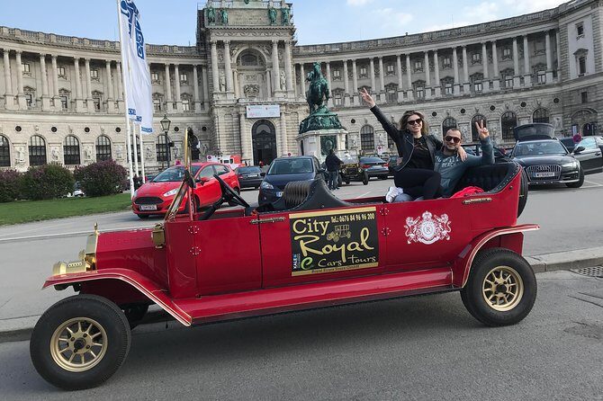 Vienna: Silver Tour (30 min) Vienna City Center Sightseeing Tour - Inside the Hofburg Complex: The Power Center You’ll Recognize Fast