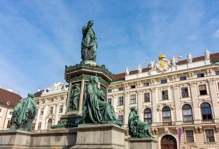 Vienna: Skip-the-Line Hofburg and Empress Sisi Museum Tour - Quick hits: what you’ll care about on this Hofburg and Sisi tour