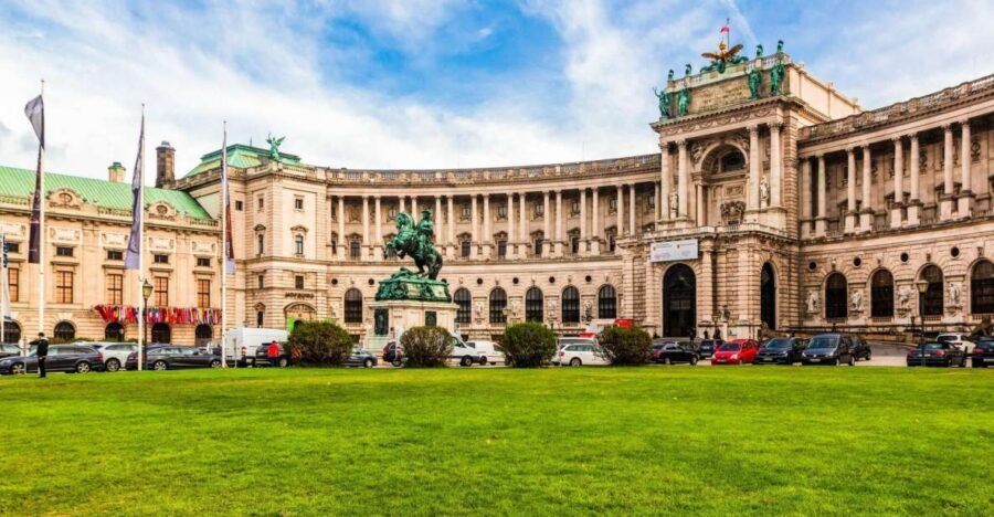 Vienna: Skip-the-Line Hofburg Ticket & Sisi Museum Tour - Meeting at Michaelerplatz and the importance of arriving on time