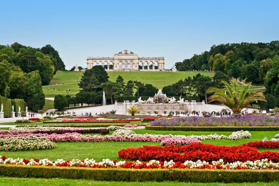 Vienna: Skip-the-Line Schönbrunn Palace and Gardens Tour - Key points to know before you go