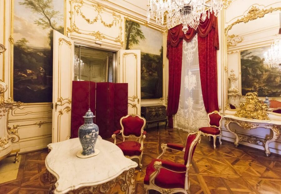 Vienna: Skip-the-Line Schönbrunn Palace and Gardens Tour - The Palace Tour Flow: How It Feels in Real Time