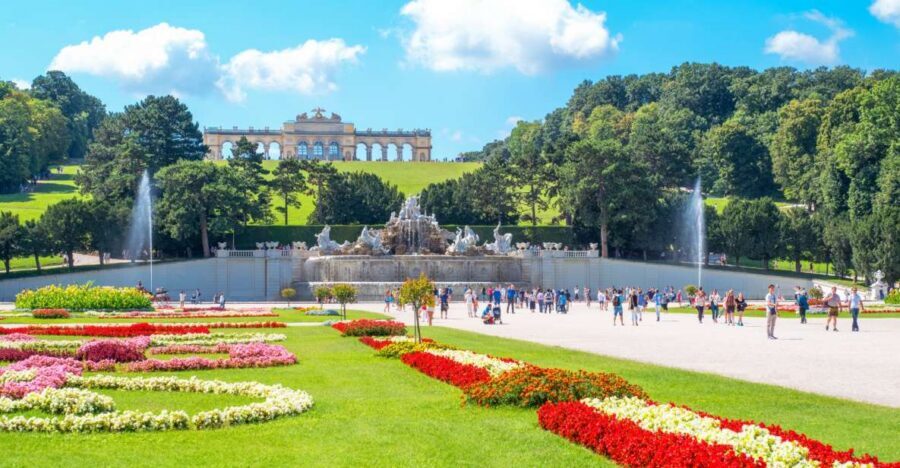 Vienna: Skip-the-Line Schönbrunn Palace & Gardens Tour - Price and value: what $76 gets you in real terms