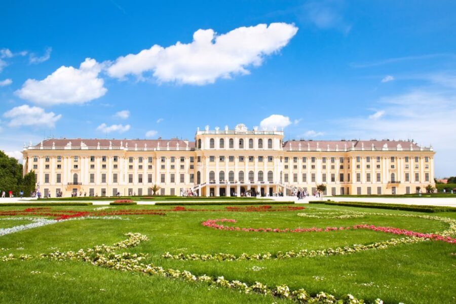 Vienna: Skip-the-Line Schonbrunn Palace Private Tour - Logistics that affect your comfort: meeting point, walking, and timing