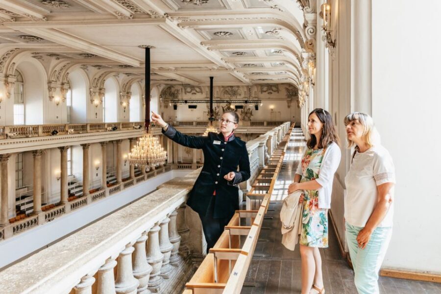 Vienna: Spanish Riding School Guided Architectural Tour - Should you book this tour?