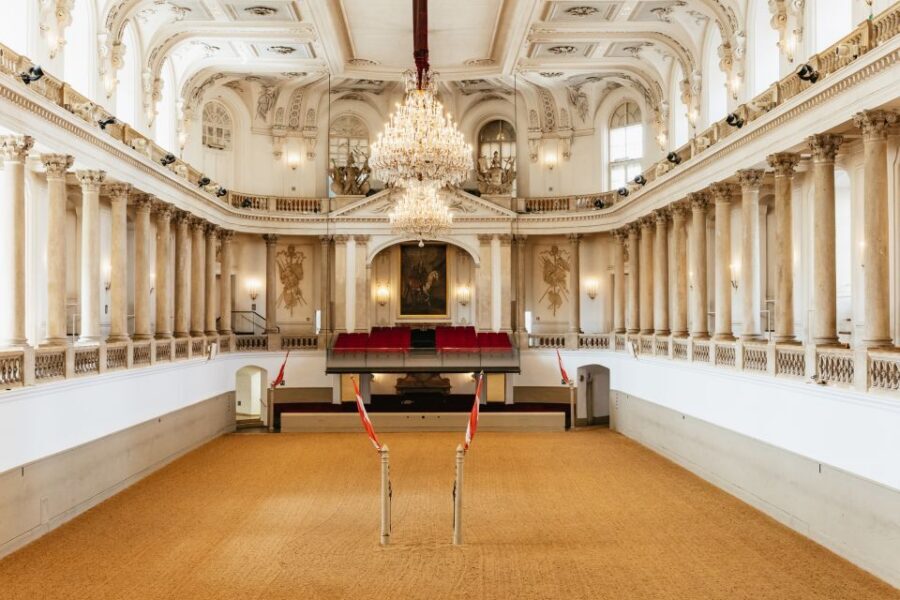 Vienna Spanish Riding School Guided Tour - Guides Make or Break It: What to Expect From the Human Side