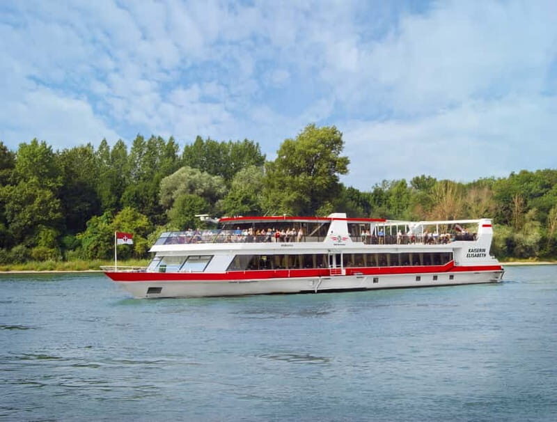 Vienna: Sunset Summer Cruise - Key things to notice before you board