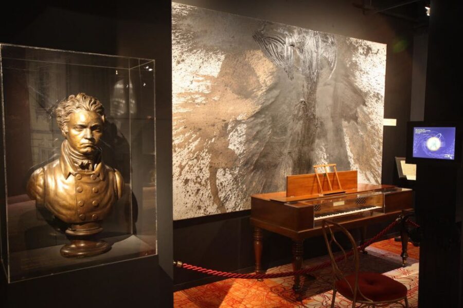 Vienna: Tickets to Haus der Musik - Mozart name game and composing your own waltz