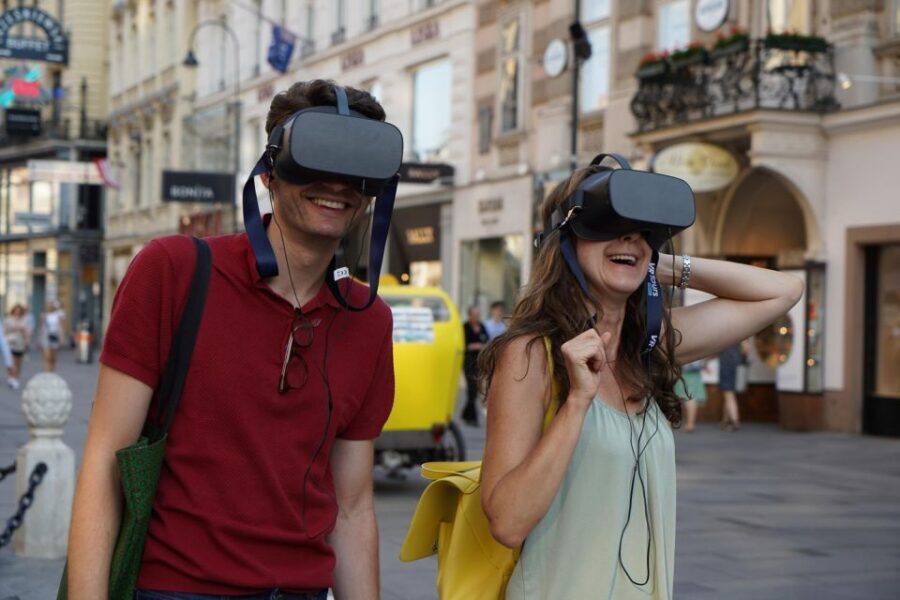 Vienna: Time Traveling Virtual Reality Sightseeing Tour - The 6 VR chapters: from White Sunday to the last days of WWII