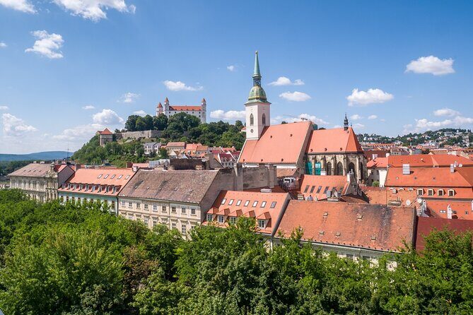 Vienna to Budapest and Bratislava Private Full Day Guided Tour - Pest Highlights: Heroes’ Square, Andrassy Avenue, and Parliament