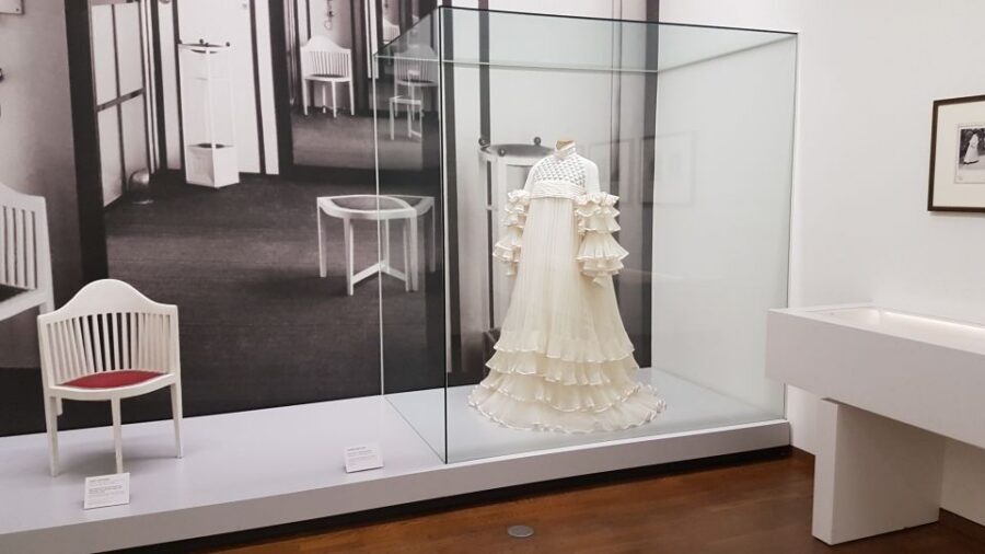 Vienna: Tour of Gustav Klimt's Art in 3 Museums with Tickets - MuseumQuartier Wien and the Leopold Museum’s Life and Death