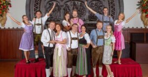 Vienna: Traditional Dinner Show at the Wiener Rathauskeller - The Show’s Musical Journey: Tirol to Vienna Waltzes