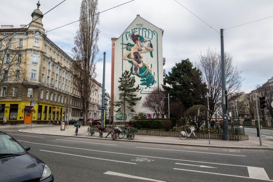 Vienna Urban Art Tour: Explore a different side of Vienna! - Mural Magic and Artist Insights: What the audio guide gives you