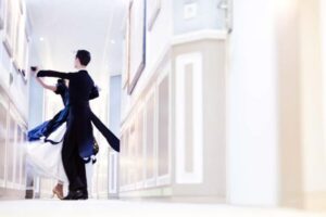 Vienna: Viennese Waltz Workshop for Couples - Where It Happens: The Ballroom Feel Without the Guesswork