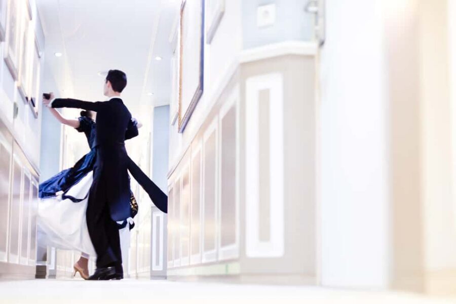 Vienna: Viennese Waltz Workshop for Couples - Where It Happens: The Ballroom Feel Without the Guesswork