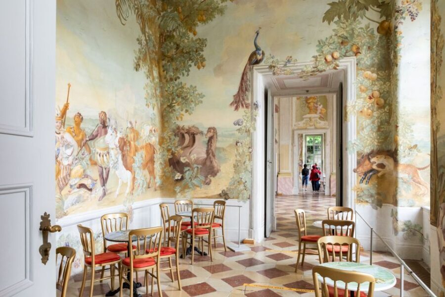 Vienna: Wachau Valley, Melk Abbey Tour with Danube Boat Trip - Krems an der Donau: 1.5 hours of guided sightseeing plus breathing room