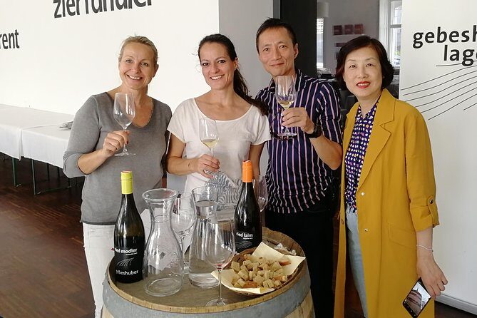 Vienna Woods Wine Tour - Wines, Vines & Good Times! - Gumpoldskirchen: lunch at a wine tavern and a winemaker-led tasting