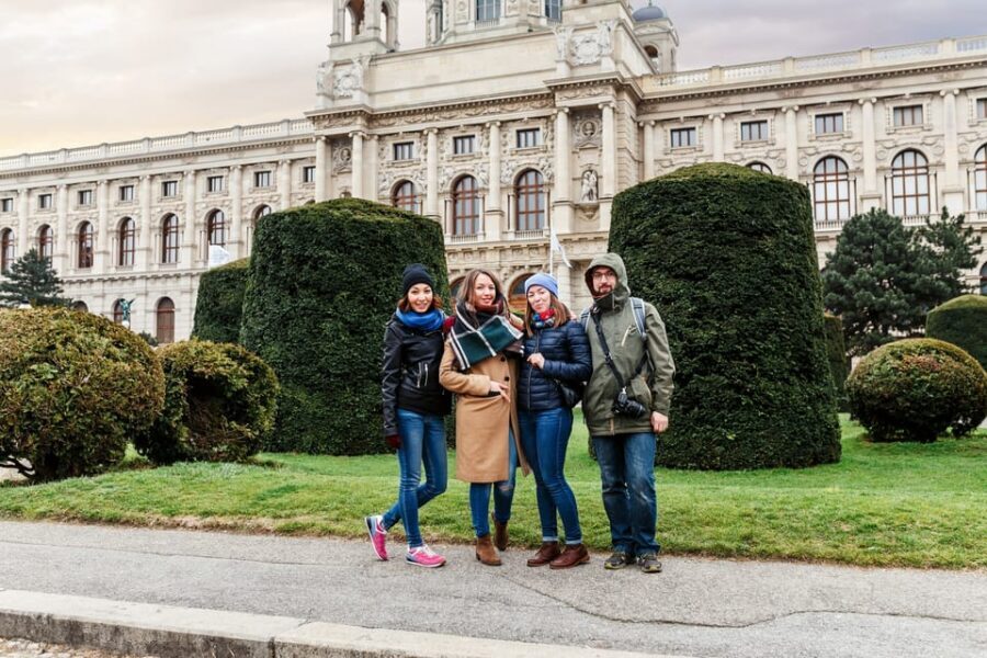 Vienna's Old Town and Attractions Self-Guided Tour Booklet - Coffee stops: how to use the recommendations without turning it into homework