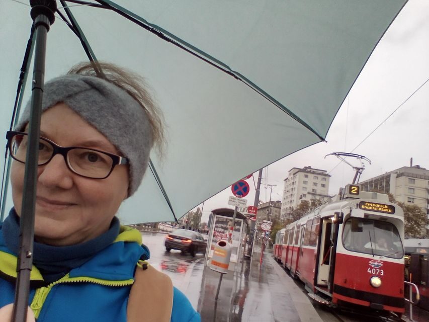Wien: Tours with locals by public transport & walking - How the itinerary feels in real time: pacing, focus, and “small group” benefits